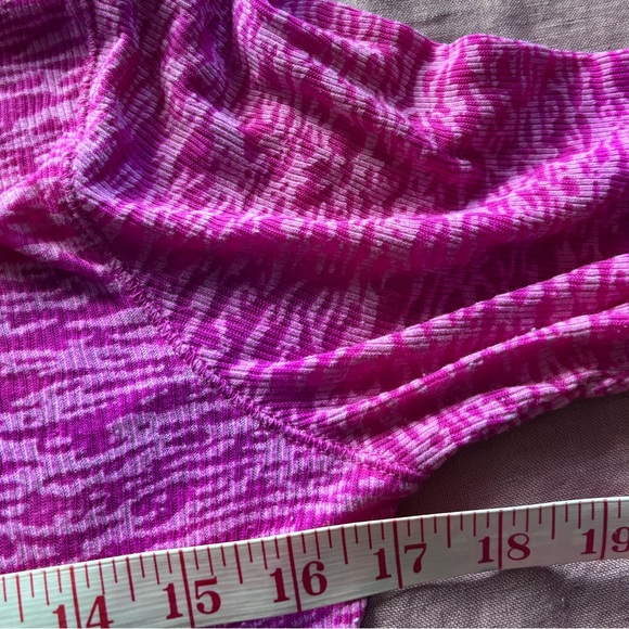 Miley Cyrus & Max Azria Fuchsia Long Sleeve Top - Picture 4 of 4